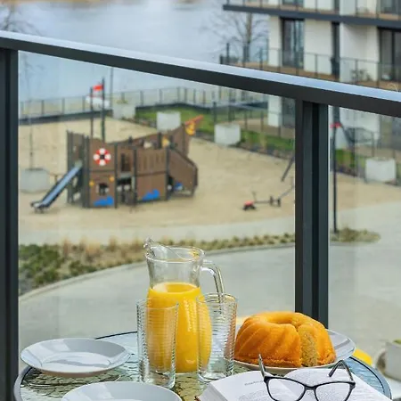 Lazurowy Bridge Apartments&spa Z Basenem Epapartamenty * Dziwnów